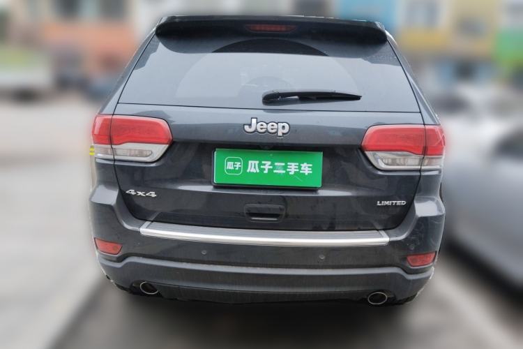 Used Jeep Grand Cherokee 2016 3.0L Elite Navigation Edition Rear
