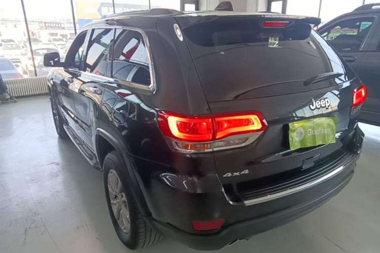 Used Jeep Grand Cherokee 2016 3.0L Comfort Navigation Edition Rear Left 45 Deg