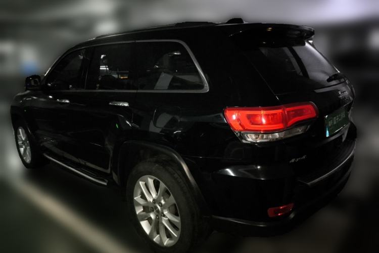 Used Jeep Grand Cherokee 2016 3.0L Comfort Navigation Edition Rear Left 45 Deg