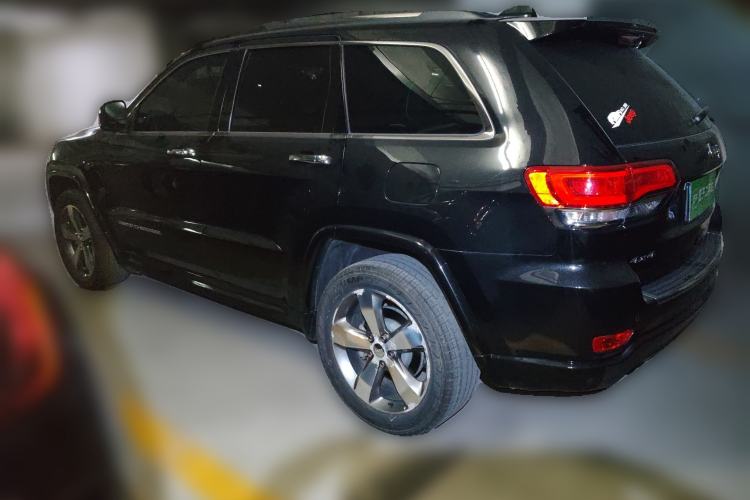 Used Jeep Grand Cherokee 2016 3.6L Luxury Navigation Edition Rear Left 45 Deg