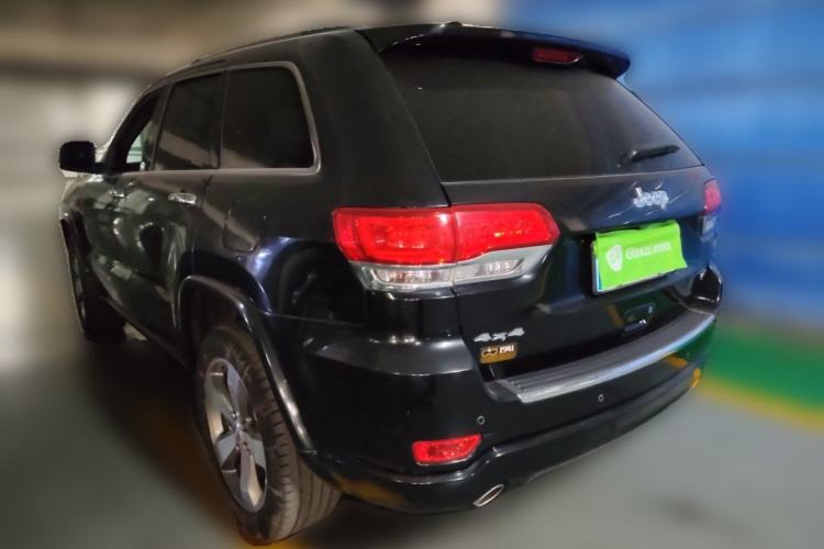 Used Jeep Grand Cherokee 2016 3.6L Luxury Navigation Edition Rear Left 45 Deg