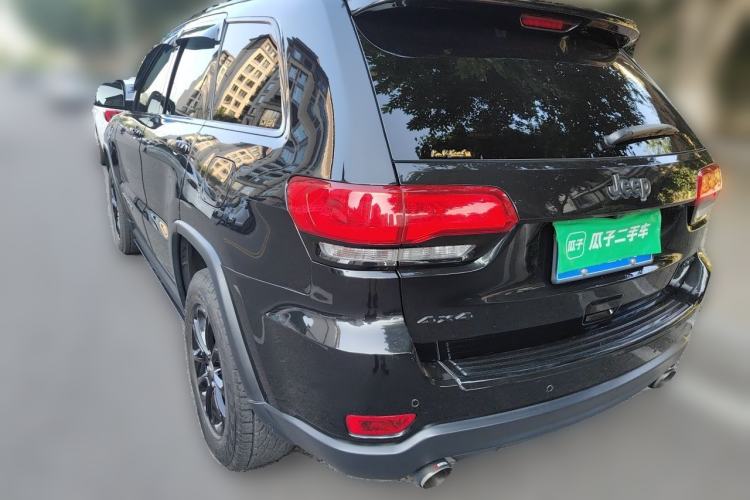 Used Jeep Grand Cherokee 2016 3.0L Comfort Navigation Edition Rear Left 45 Deg