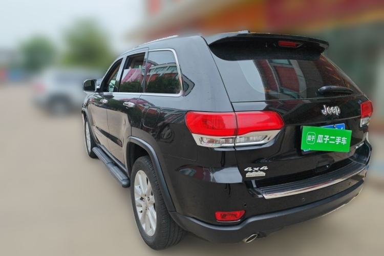 Used Jeep Grand Cherokee  Rear Left 45 Deg