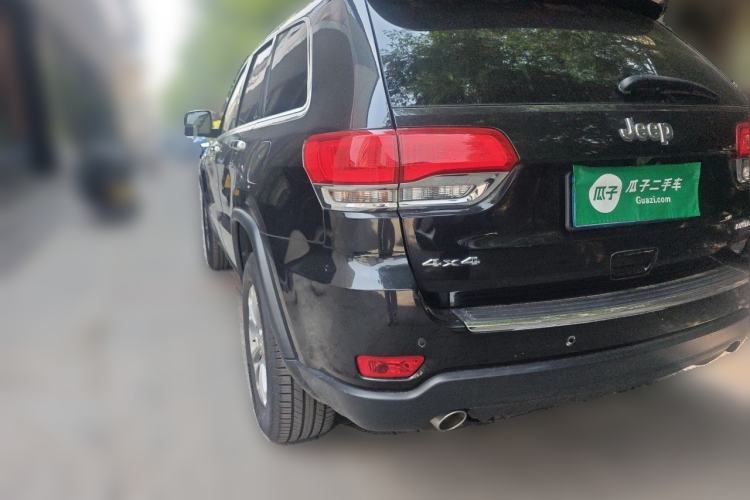 Used Jeep Grand Cherokee 2016 3.0L Comfort Navigation Edition Rear Left 45 Deg