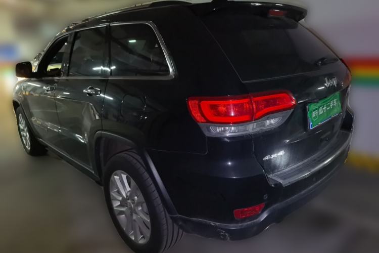 Used Jeep Grand Cherokee 2016 3.0L Comfort Navigation Edition Rear Left 45 Deg
