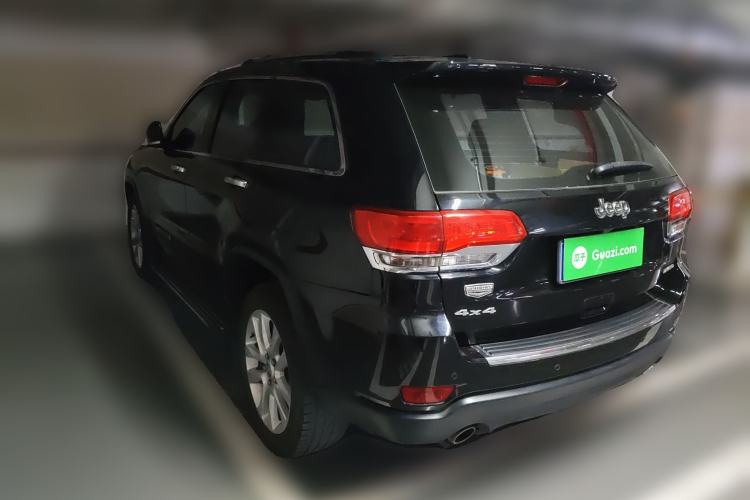 Used Jeep Grand Cherokee 2016 3.0L Comfort Navigation Edition Rear Left 45 Deg