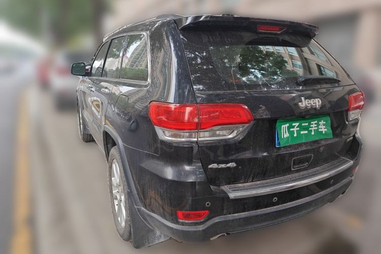 Used Jeep Grand Cherokee 2016 3.6L 75th Anniversary Tribute Edition Rear Left 45 Deg