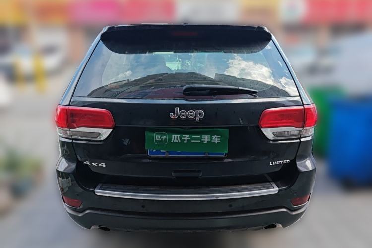 Used Jeep Grand Cherokee 2016 3.0L Elite Navigation Edition Rear
