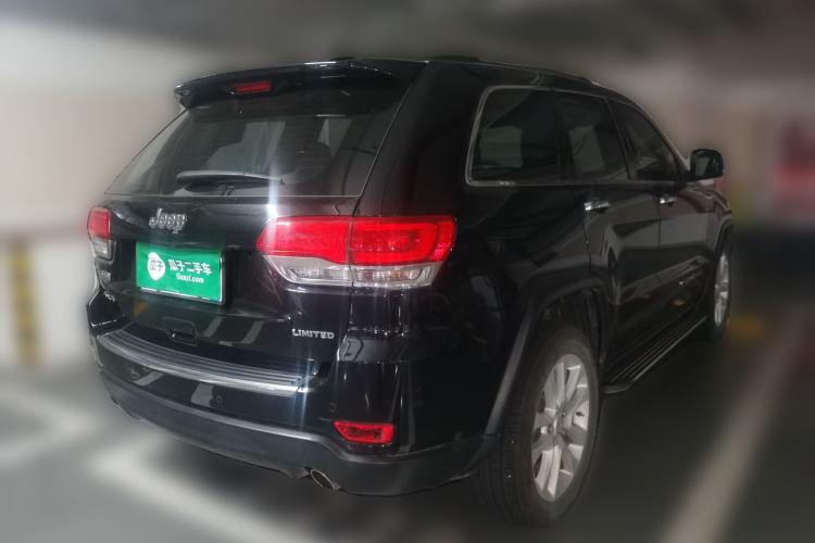 Used Jeep Grand Cherokee 2016 3.0L Comfort Navigation Edition Rear Right 45 Deg
