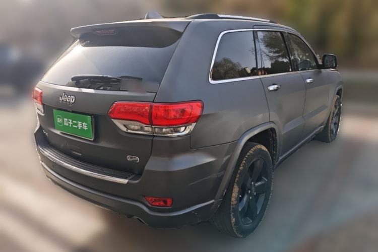 Used Jeep Grand Cherokee 2016 3.6L Luxury Navigation Edition Rear Right 45 Deg