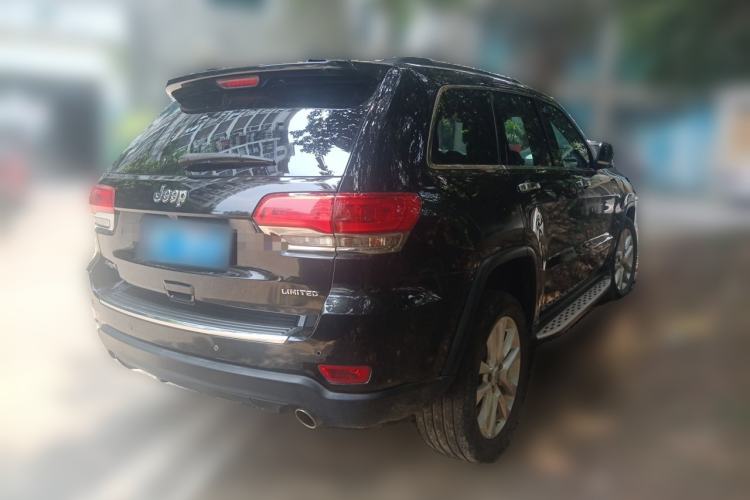 Used Jeep Grand Cherokee 2016 3.0L Comfort Navigation Edition Rear Right 45 Deg