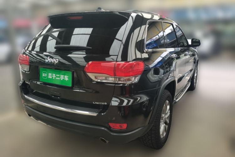 Used Jeep Grand Cherokee 2016 3.0L Comfort Navigation Edition Rear Right 45 Deg