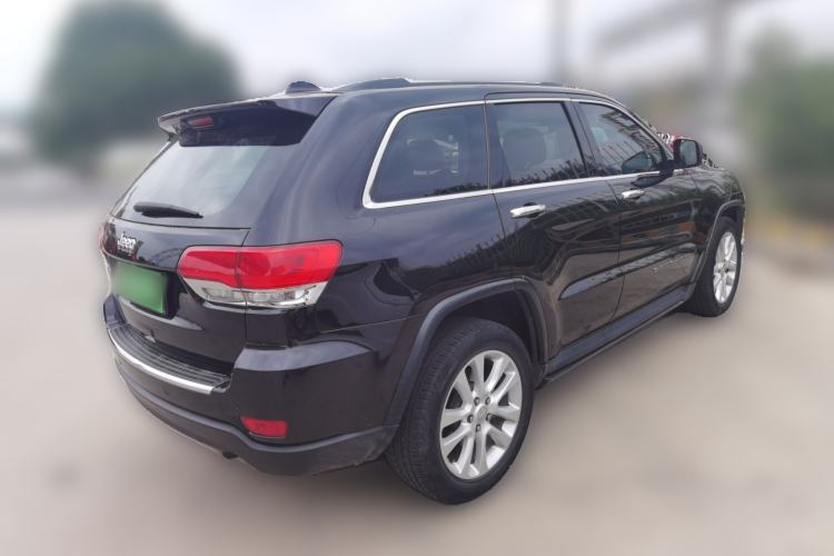 Used Jeep Grand Cherokee 2016 3.0L Comfort Navigation Edition Rear Right 45 Deg