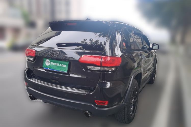 Used Jeep Grand Cherokee 2016 3.0L Comfort Navigation Edition Rear Right 45 Deg