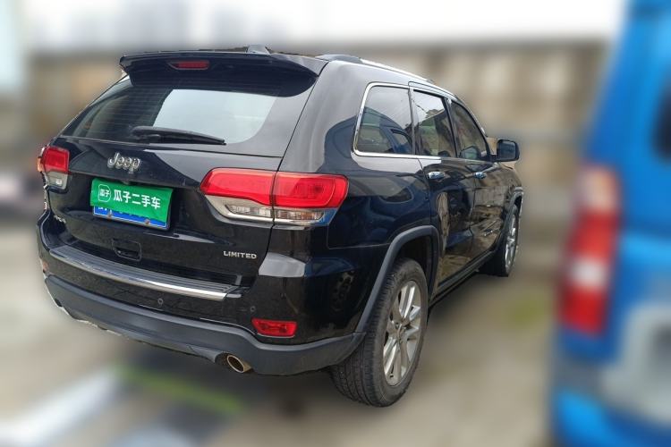 Used Jeep Grand Cherokee 2016 3.0L Comfort Navigation Edition Rear Right 45 Deg