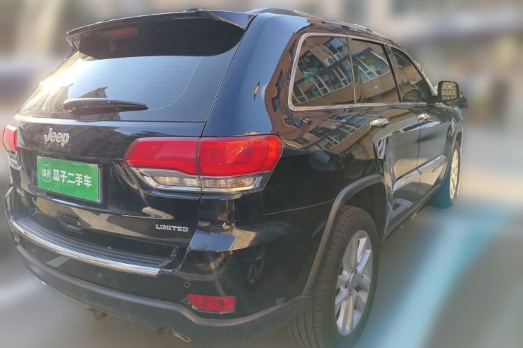 Used Jeep Grand Cherokee 2016 3.0L Elite Navigation Edition Rear Right 45 Deg