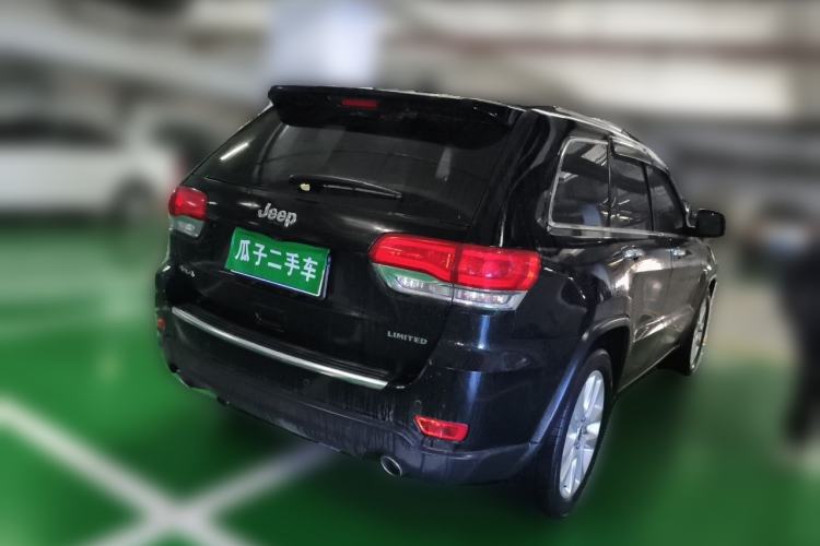 Used Jeep Grand Cherokee 2016 3.0L Elite Navigation Edition Rear Right 45 Deg