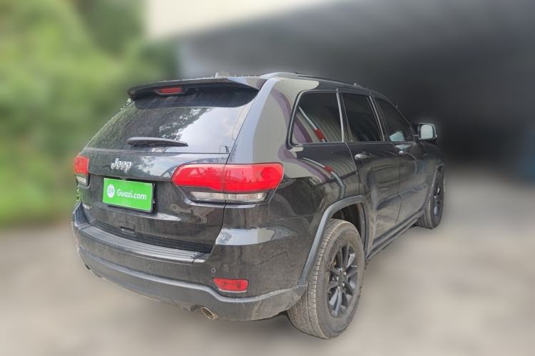Used Jeep Grand Cherokee 2016 3.0L Comfort Navigation Edition Rear Right 45 Deg