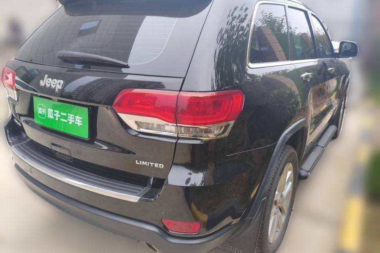 Used Jeep Grand Cherokee 2016 3.0L Comfort Navigation Edition Rear Right 45 Deg