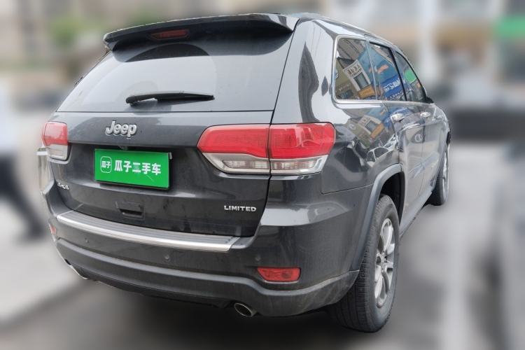 Used Jeep Grand Cherokee 2016 3.0L Elite Navigation Edition Rear Right 45 Deg