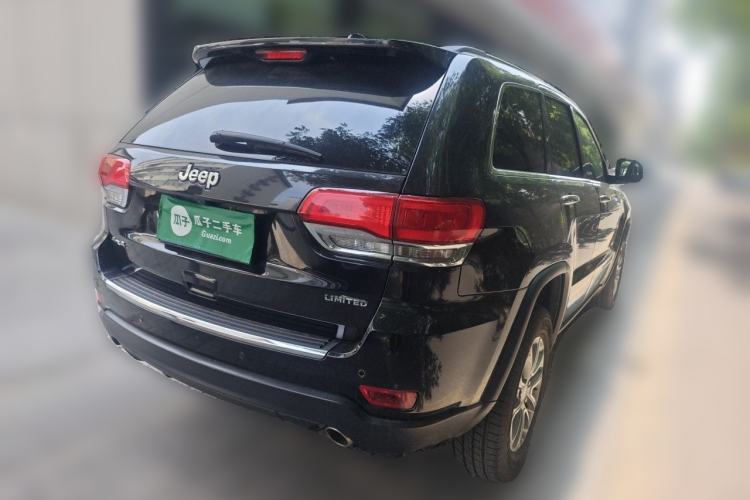 Used Jeep Grand Cherokee 2016 3.0L Comfort Navigation Edition Rear Right 45 Deg
