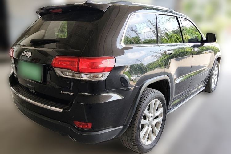 Used Jeep Grand Cherokee 2016 3.0L Comfort Navigation Edition Rear Right 45 Deg