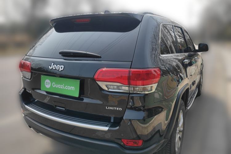 Used Jeep Grand Cherokee 2016 3.0L Comfort Navigation Edition Rear Right 45 Deg
