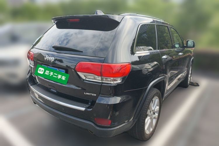Used Jeep Grand Cherokee 2016 3.0L Elite Navigation Edition Rear Right 45 Deg