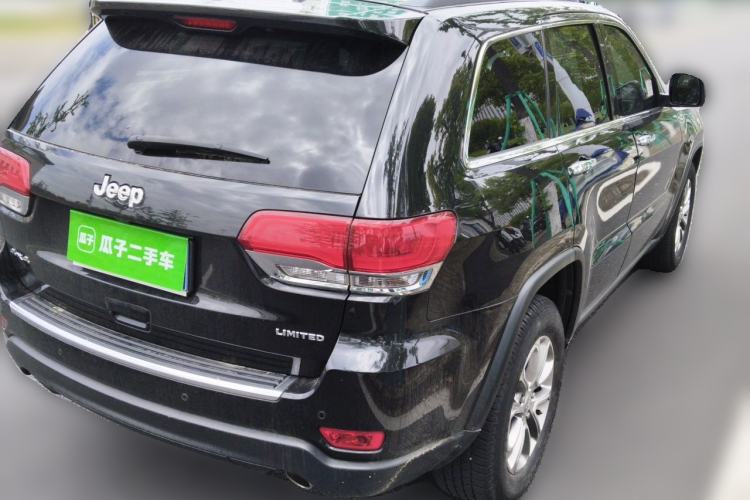 Used Jeep Grand Cherokee 2016 3.0L Comfort Navigation Edition Rear Right 45 Deg