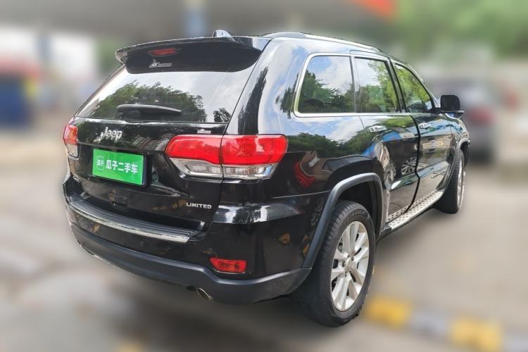 Used Jeep Grand Cherokee 2016 3.0L Comfort Navigation Edition Rear Right 45 Deg