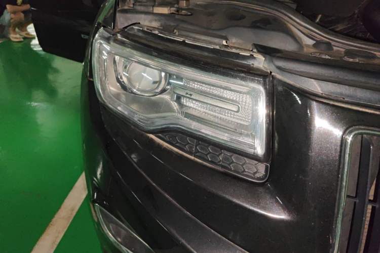 Used Jeep Grand Cherokee 2016 3.0L Elite Navigation Edition Right Front Headlight