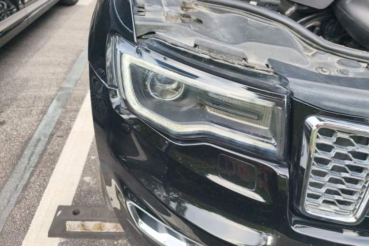 Used Jeep Grand Cherokee 2016 3.0L Elite Navigation Edition Right Front Headlight