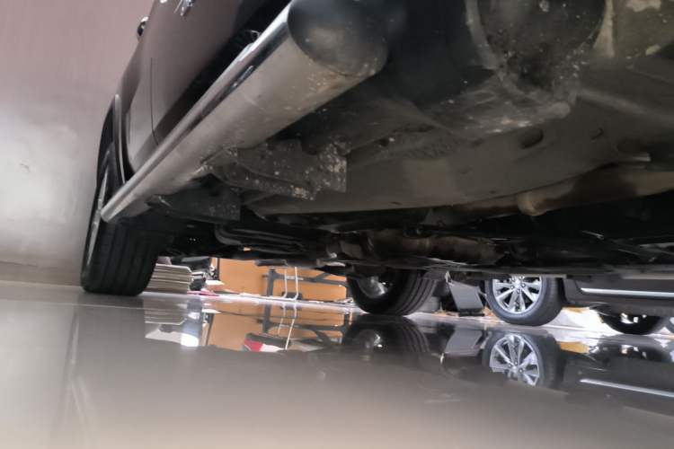 Used Jeep Grand Cherokee 2016 3.0L Comfort Navigation Edition Right Side Sill