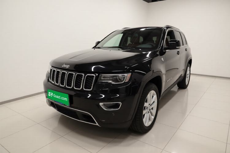Used Jeep Grand Cherokee 2016 3.0L Comfort Navigation Edition Guazi used car, China used car export, Used car for sale, Used  cars, Cheapest cars for sale