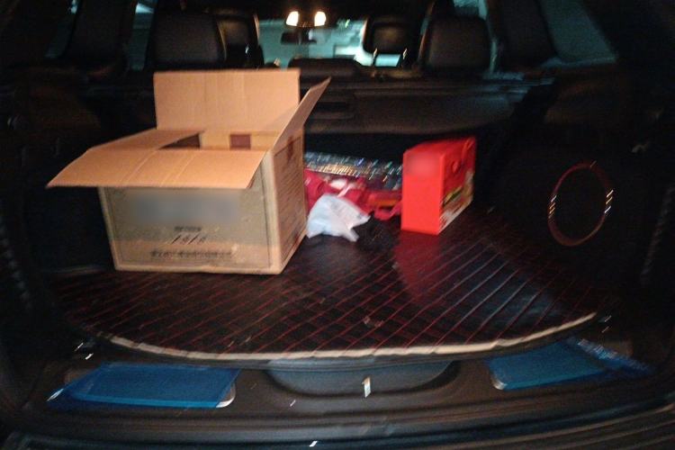 Used Jeep Grand Cherokee 2016 3.0L Comfort Navigation Edition Trunk