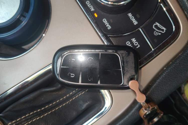 Used Jeep Grand Cherokee 2016 3.0L Elite Navigation Edition Vehicle Key