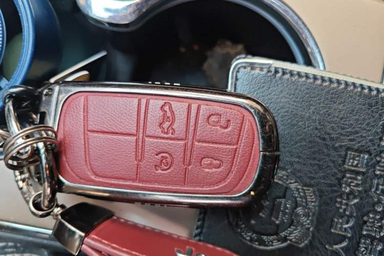 Used Jeep Grand Cherokee 2016 3.0L Elite Navigation Edition Vehicle Key