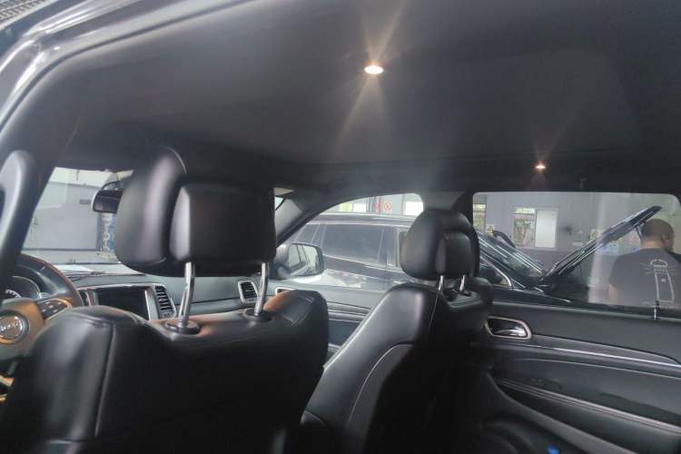 Used Jeep Grand Cherokee 2016 3.0L Comfort Navigation Edition Headliner