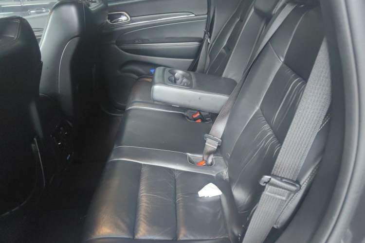 Used Jeep Grand Cherokee 2016 3.0L Comfort Navigation Edition Left Rear Seat