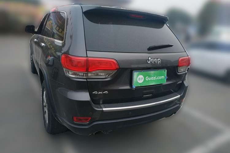 Used Jeep Grand Cherokee 2016 3.0L Comfort Navigation Edition Rear Left 45 Deg