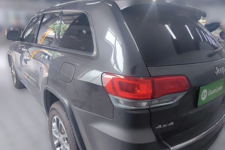 Used Jeep Grand Cherokee 2016 3.0L Comfort Navigation Edition Rear Left 45 Deg