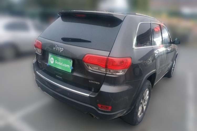 Used Jeep Grand Cherokee 2016 3.0L Comfort Navigation Edition Rear Right 45 Deg