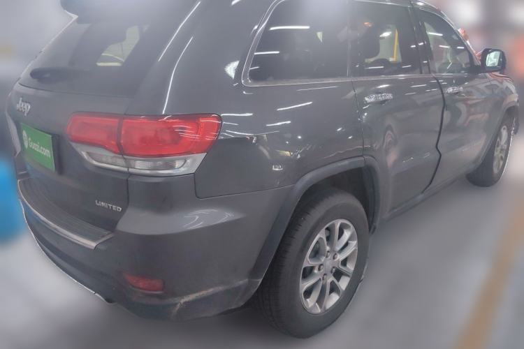 Used Jeep Grand Cherokee 2016 3.0L Comfort Navigation Edition Rear Right 45 Deg