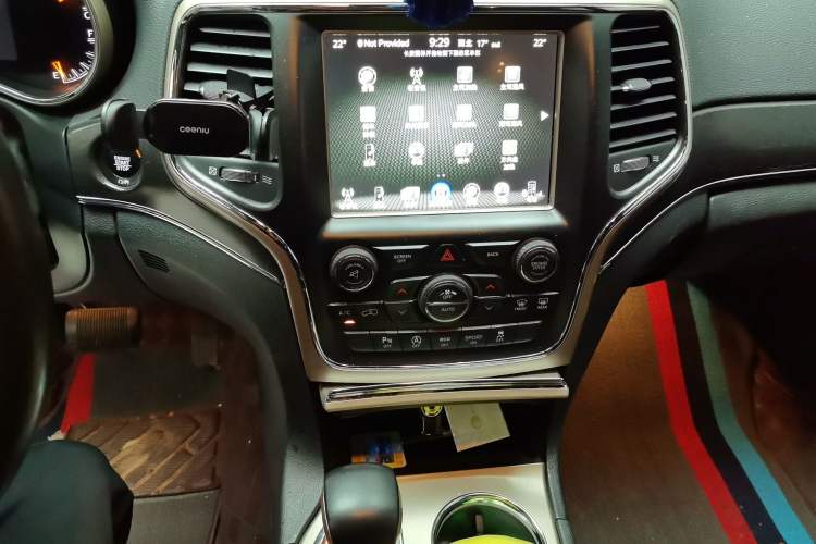 Used Jeep Grand Cherokee 2016 3.0L Elite Navigation Edition Audio And AC Panel