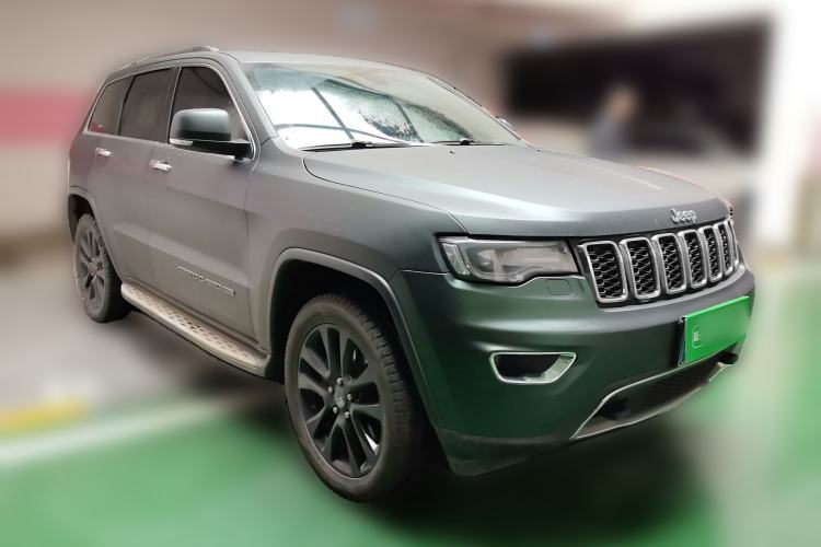 Used Jeep Grand Cherokee 2016 3.0L Elite Navigation Edition Front Right 45 Deg