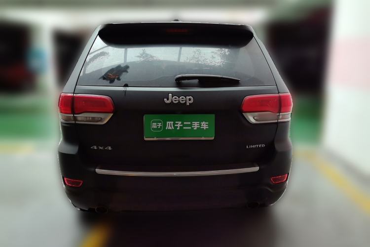 Used Jeep Grand Cherokee 2016 3.0L Elite Navigation Edition Rear