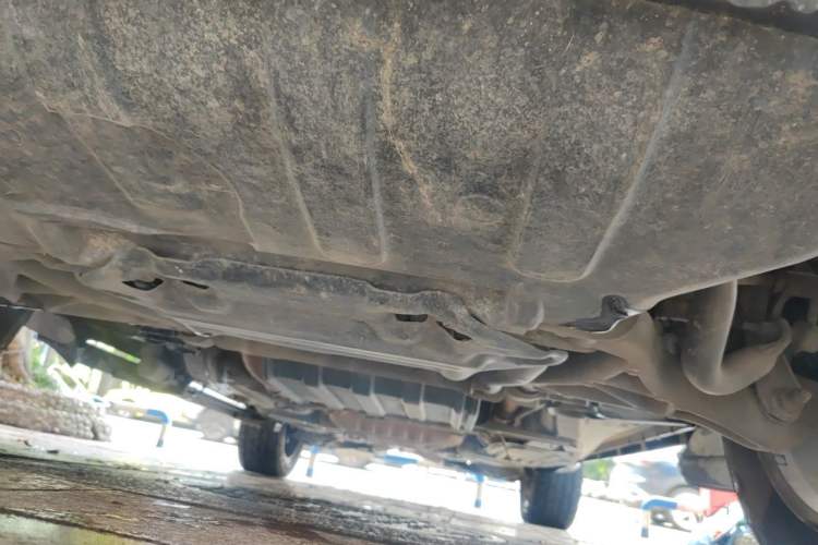 Used Jeep Grand Cherokee 2016 3.6L 75th Anniversary Tribute Edition Chassis Front