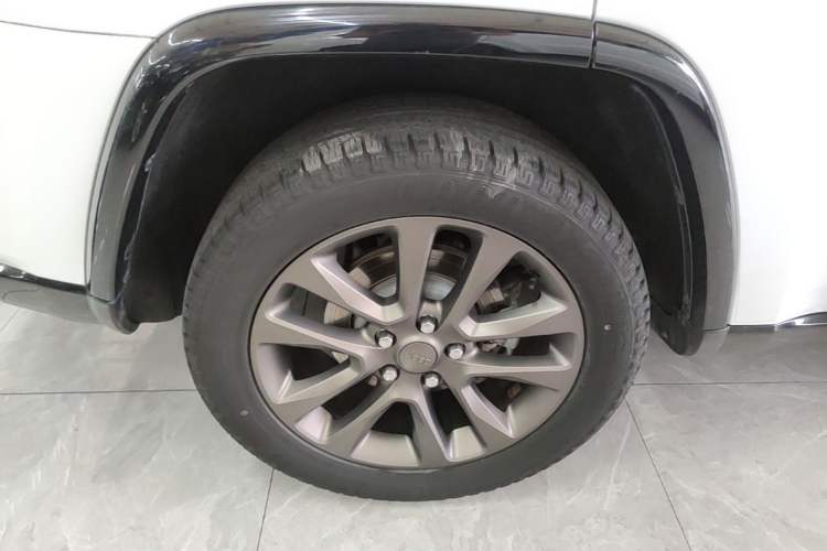 Used Jeep Grand Cherokee 2016 3.6L 75th Anniversary Tribute Edition Exterior 5