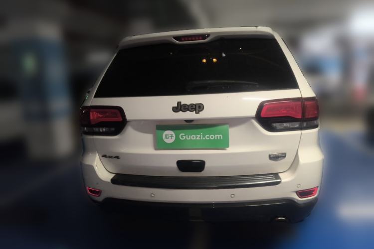Used Jeep Grand Cherokee 2016 3.6L 75th Anniversary Tribute Edition Rear