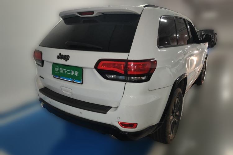 Used Jeep Grand Cherokee 2016 3.6L 75th Anniversary Tribute Edition Rear Right 45 Deg